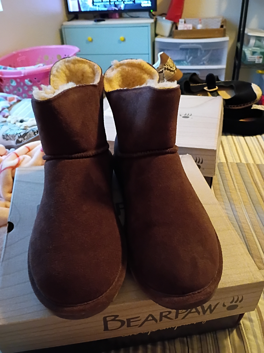 BEARPAW Women's Purple Shearling-Lined Suede Boots